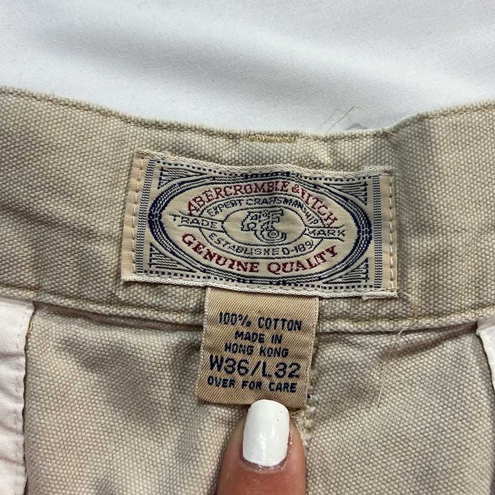 Vintage Abercrombie and Fitch khaki cut off shorts size 36 waist - Picture 2 of 8